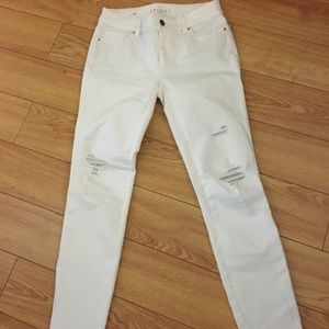 WHBM Crop jeans